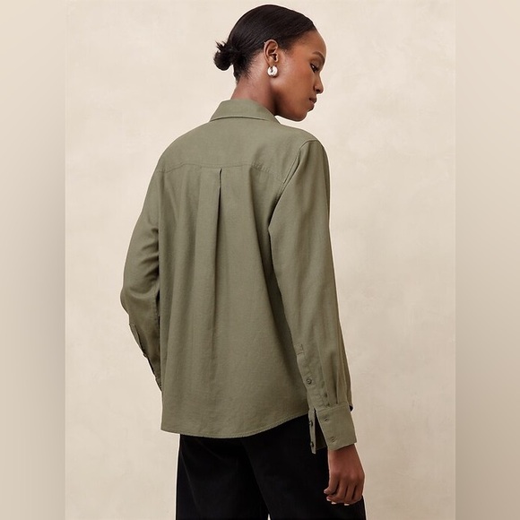 Banana Republic Olive Button Down Shirt - Picture 2 of 2